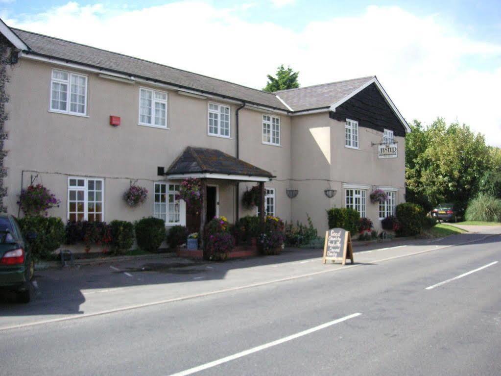Zaheer'S Hotel Baldock Eksteriør billede